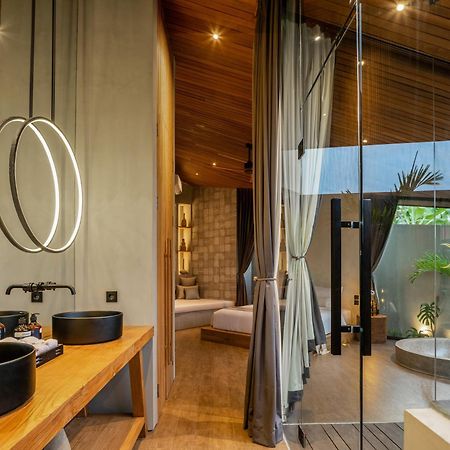Villa Levante Bali By House Of Winds - Tropical Oasis Near Canggu เกอโรโบกัน ภายนอก รูปภาพ